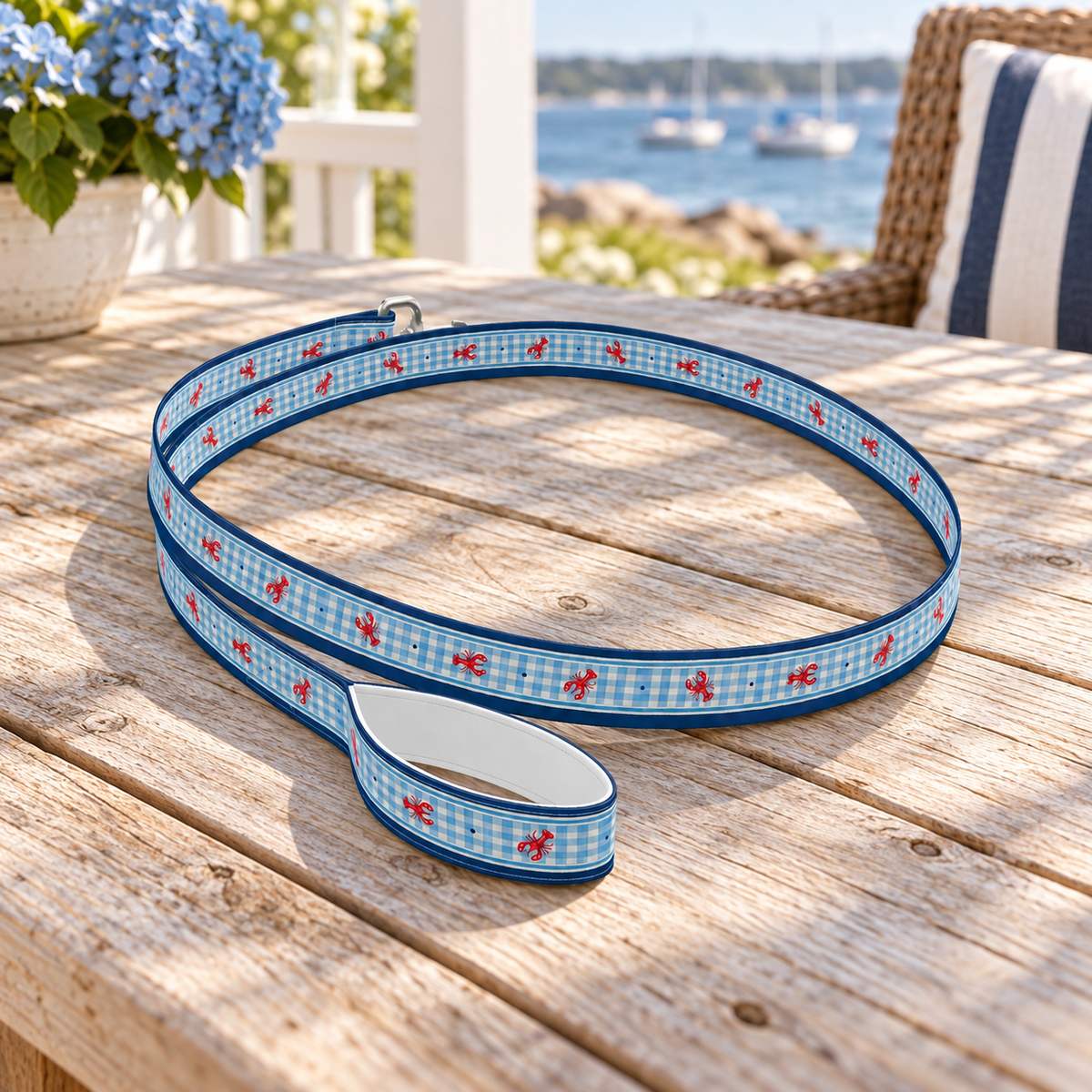 Lobster Picnic Leash in a coastal setting